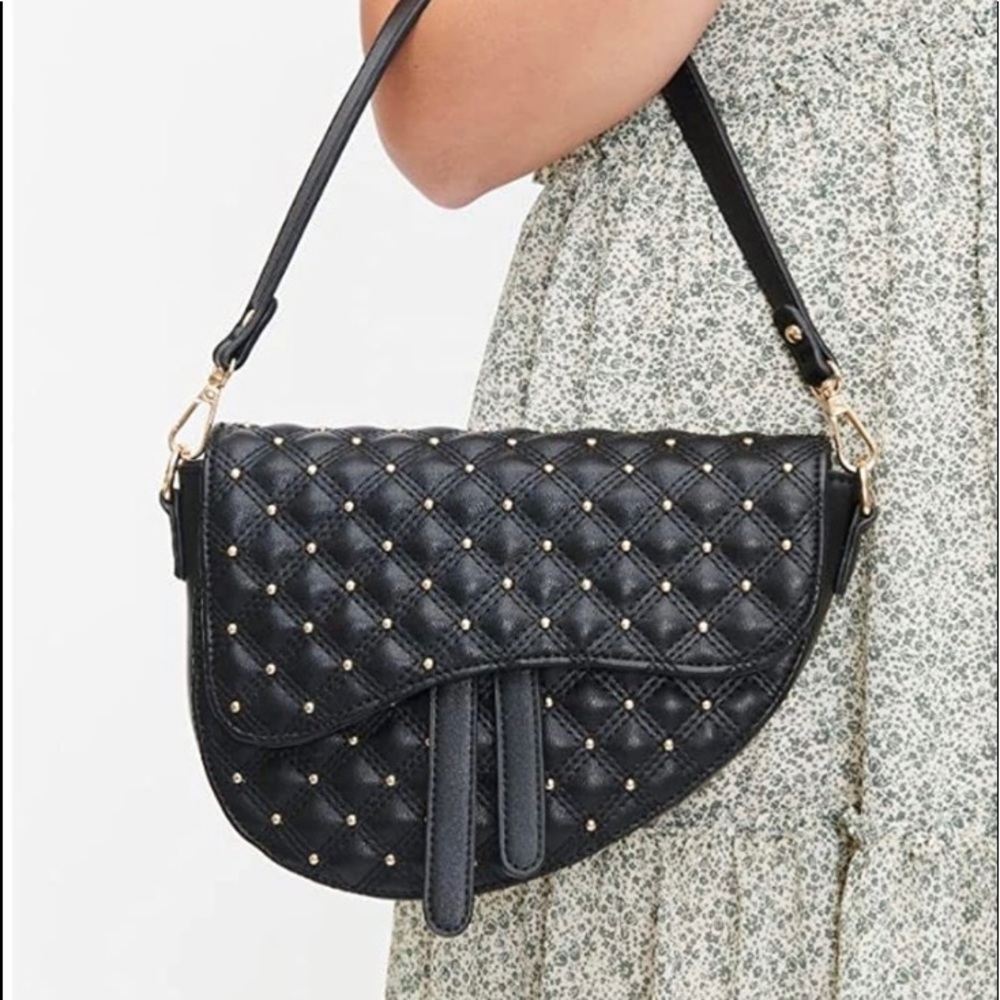 Urban Expressions Black Quilted Crossbody Bag